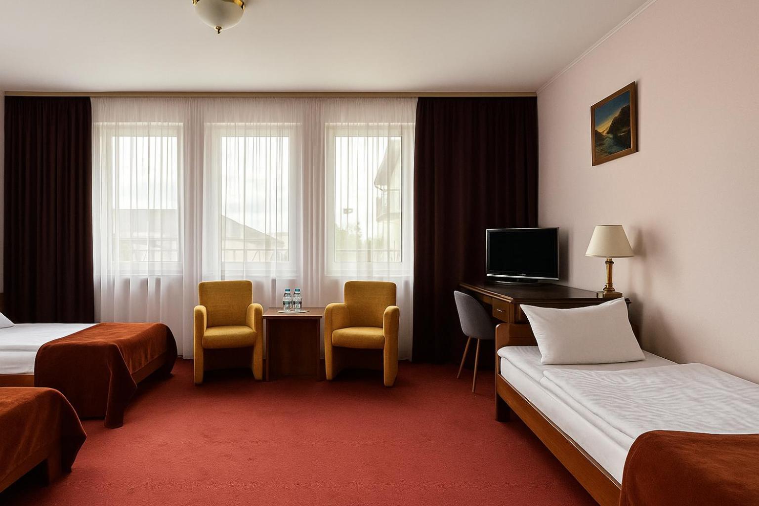 Hotel Metro Клодзько Екстер'єр фото