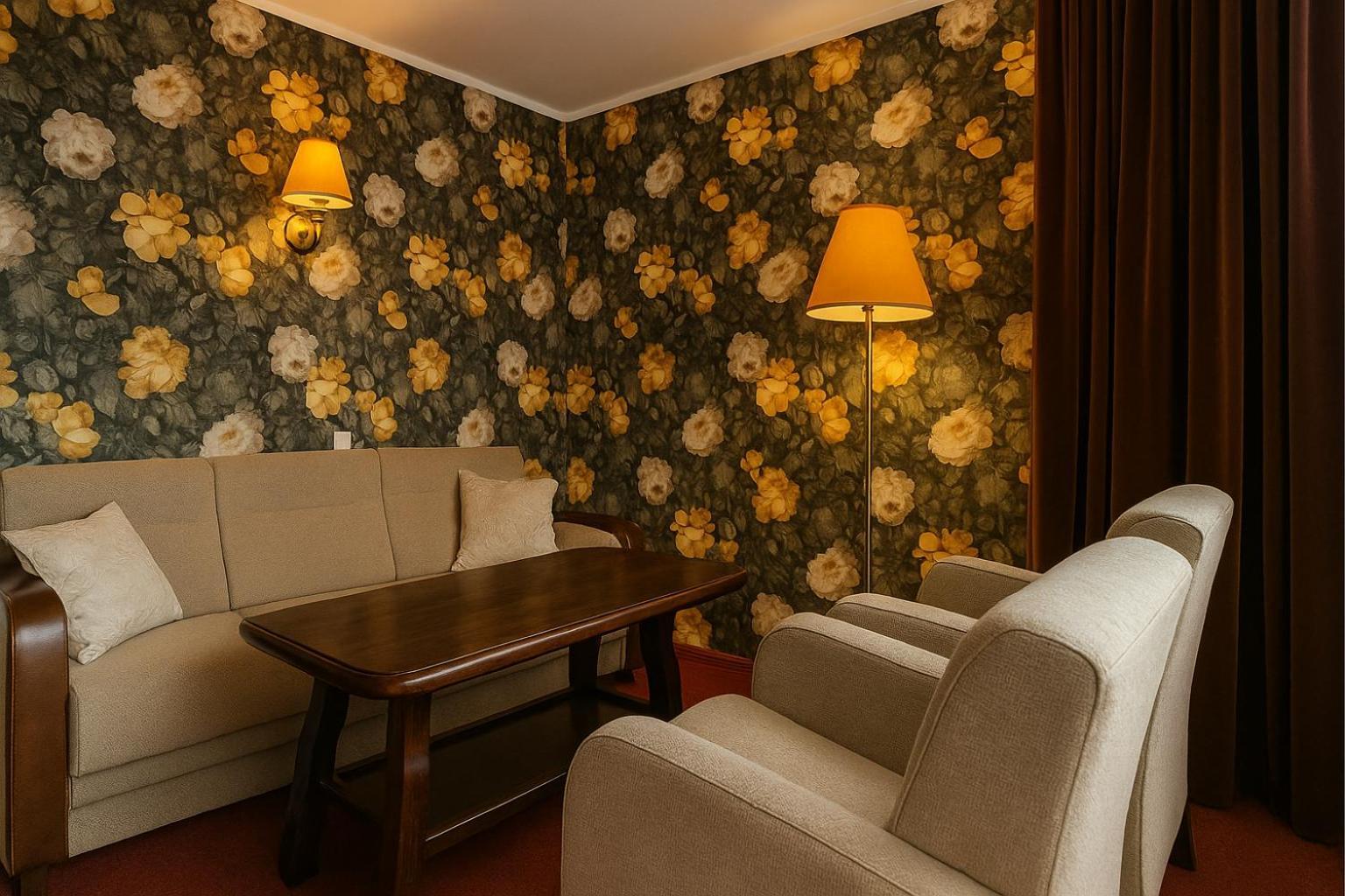 Hotel Metro Клодзько Екстер'єр фото